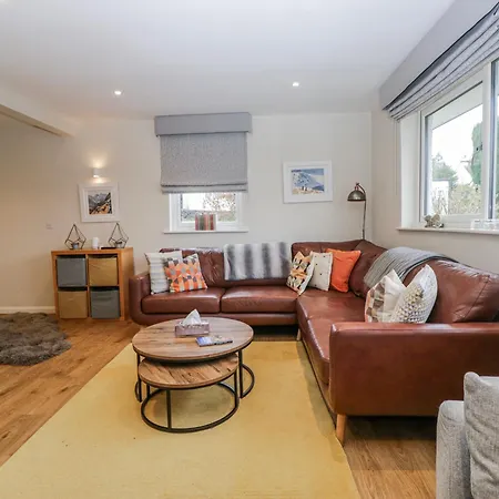 Holiday home Ambwray *